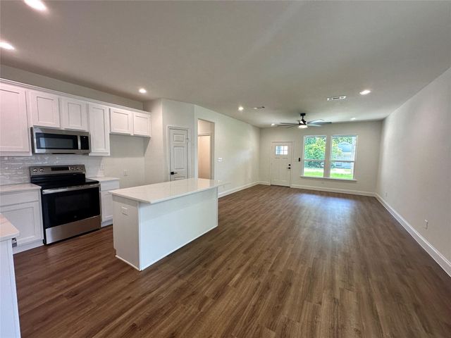 2216 Langford Street, Greenville, TX 75401