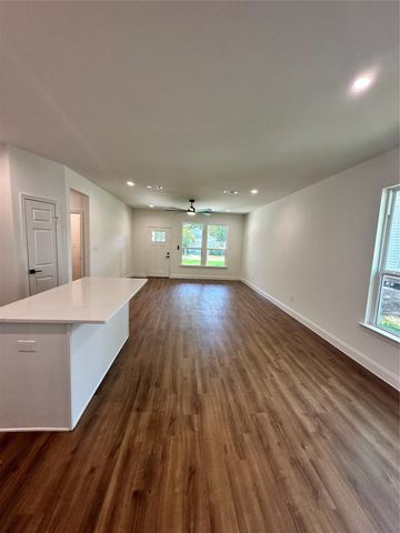 2216 Langford Street, Greenville, TX 75401