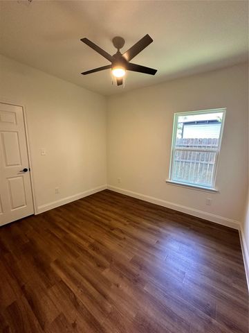 2216 Langford Street, Greenville, TX 75401