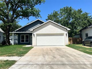 2216 Langford Street, Greenville, TX 75401
