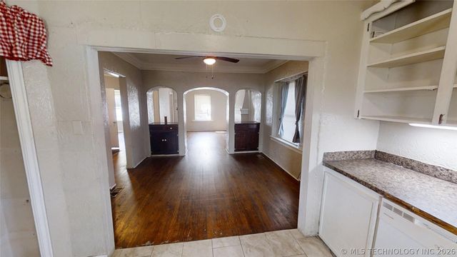 855 N Delaware Place, Tulsa, OK 74110