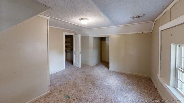 855 N Delaware Place, Tulsa, OK 74110