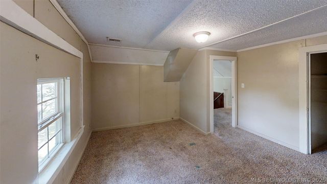 855 N Delaware Place, Tulsa, OK 74110