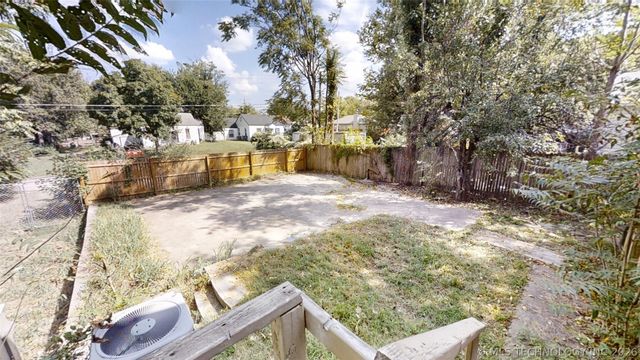 855 N Delaware Place, Tulsa, OK 74110