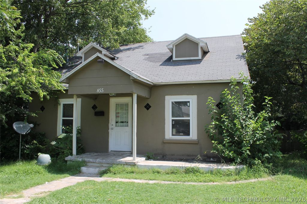 855 N Delaware Place, Tulsa, OK 74110