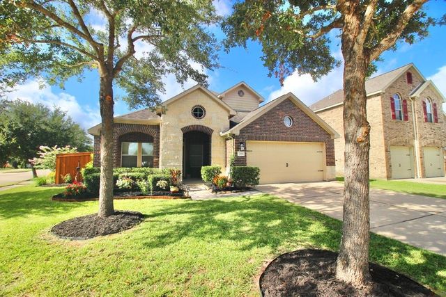 17303 Aldenwilds Lane, Richmond, TX 77407