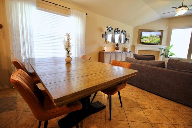 17303 Aldenwilds Lane, Richmond, TX 77407