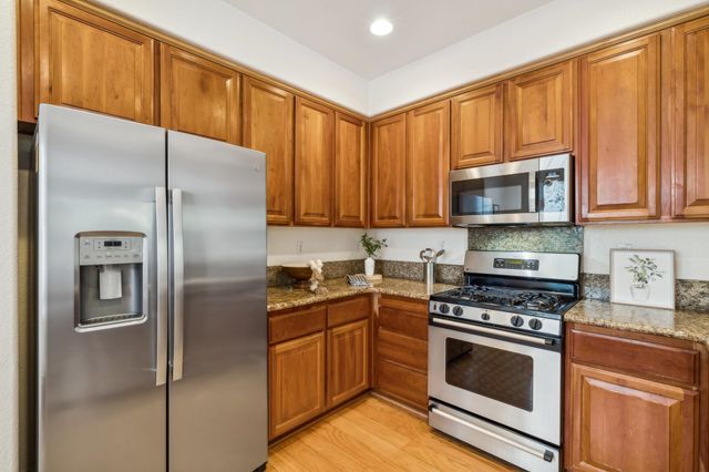 212 Abigail Cir, Danville, CA 94506