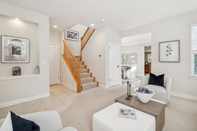 212 Abigail Cir, Danville, CA 94506