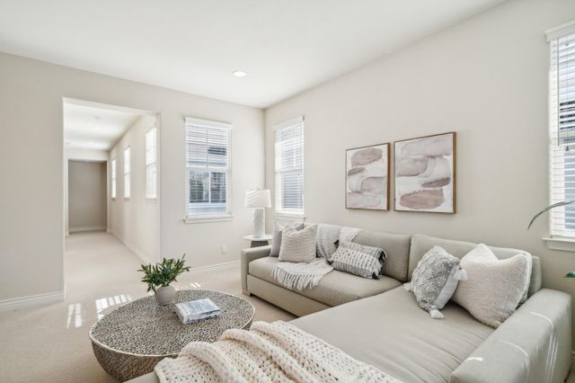 212 Abigail Cir, Danville, CA 94506