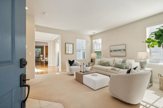 212 Abigail Cir, Danville, CA 94506