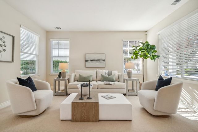 212 Abigail Cir, Danville, CA 94506