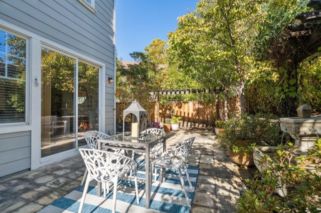 212 Abigail Cir, Danville, CA 94506