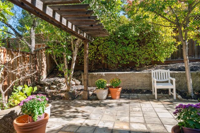 212 Abigail Cir, Danville, CA 94506