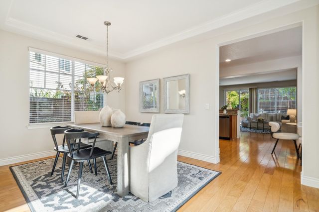 212 Abigail Cir, Danville, CA 94506