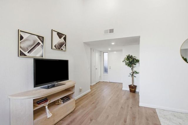 127 Milmar Way, Los Gatos, CA 95032