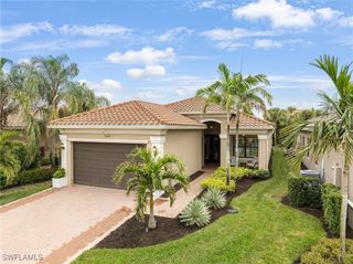 13628 Mandarin CIR, Naples, FL 34109