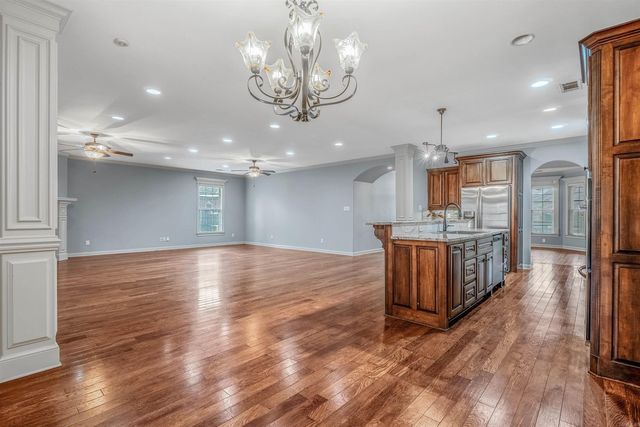 44 Forest Valley Lane, Little Rock, AR 72223