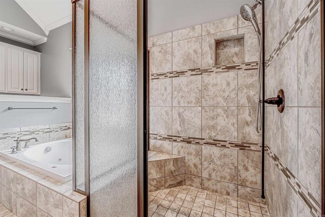 44 Forest Valley Lane, Little Rock, AR 72223