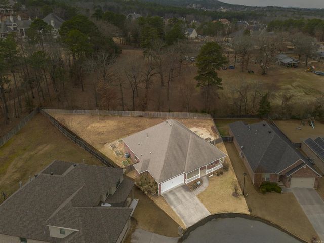 44 Forest Valley Lane, Little Rock, AR 72223