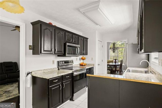 3322 Lakeview Parkway, Villa Rica, GA 30180