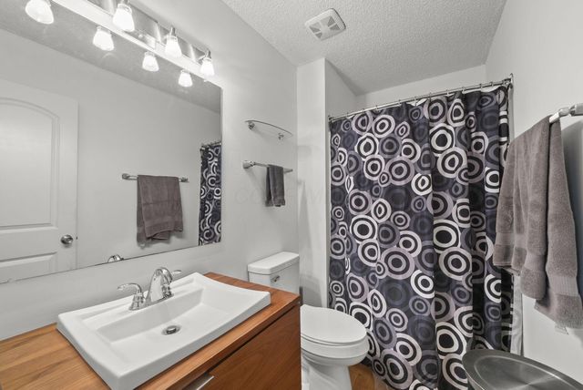 4888 Silver Bow Drive, Hilliard, OH 43026