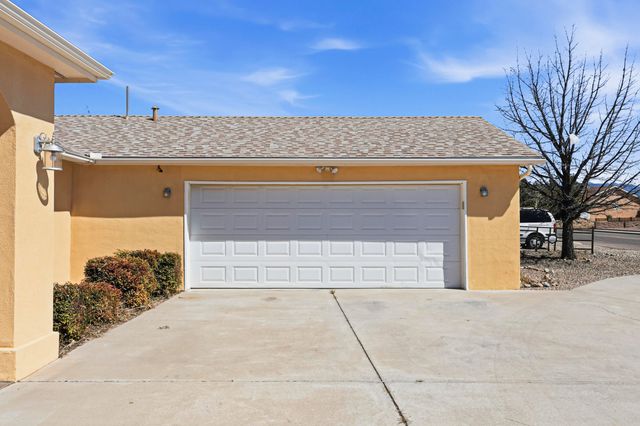 1803 Nancy Lopez Boulevard, Rio Communities, NM 87002