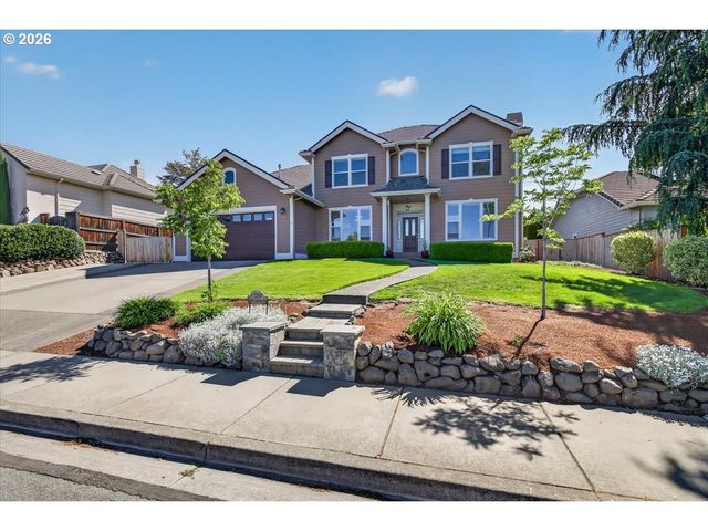 2258 GENE CAMERON Way, Medford, OR 97504