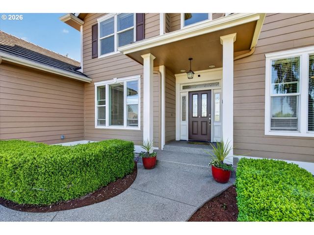 2258 GENE CAMERON Way, Medford, OR 97504