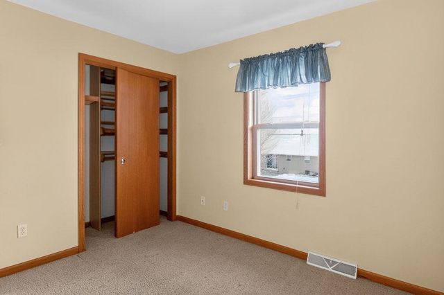 2679 LAWRENCE DRIVE, De Pere, WI 54115