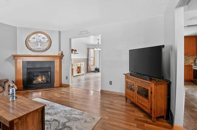 2679 LAWRENCE DRIVE, De Pere, WI 54115