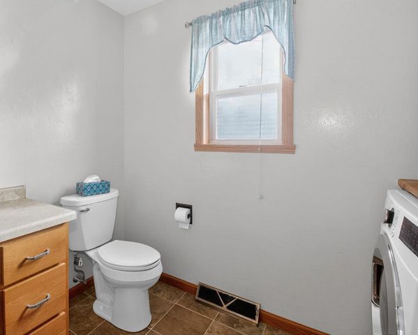 2679 LAWRENCE DRIVE, De Pere, WI 54115