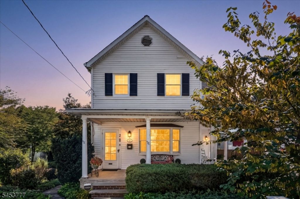 28 Leary Ave, Bloomingdale Boro, NJ 07403 — exterior