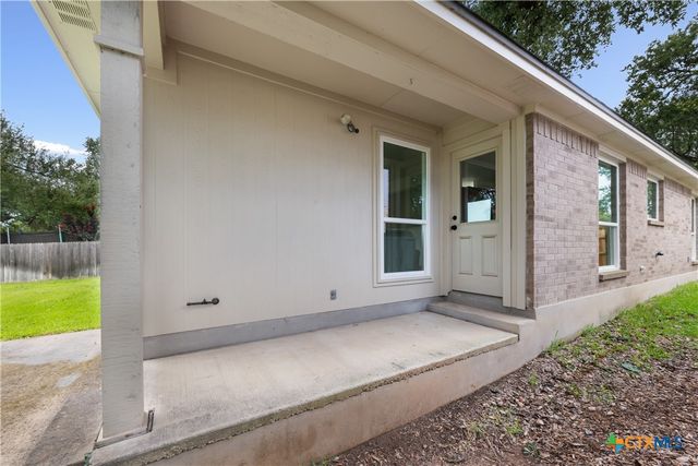 608 Haleys Cove, Leander, TX 78641