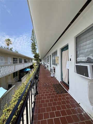 934 Meridian Avenue, Miami Beach, FL 33139