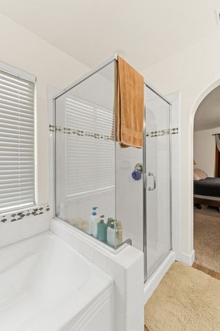 2814 Harbor Island Avenue, Tulare, CA 93274