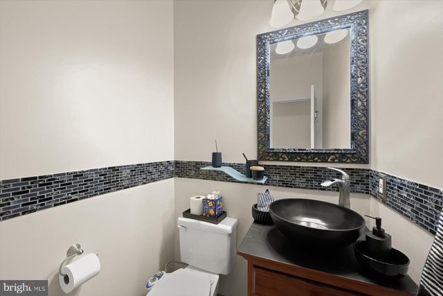 6 KEIL MANOR CT, White Hall, MD 21161