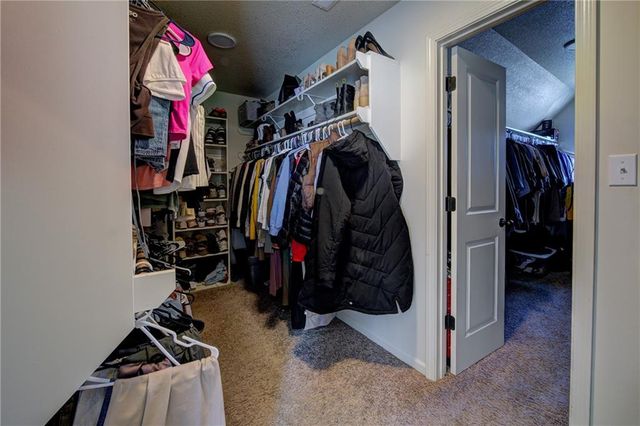 4404 SW Flintrock Drive, Lee's Summit, MO 64082