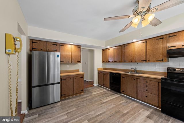 9242 MIMOSA DR, La Plata, MD 20646