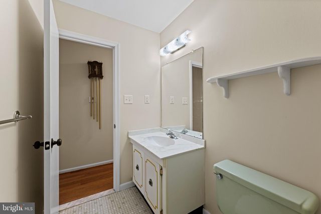 9242 MIMOSA DR, La Plata, MD 20646