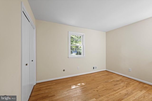 9242 MIMOSA DR, La Plata, MD 20646