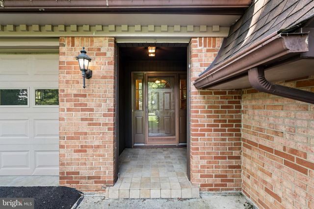 9242 MIMOSA DR, La Plata, MD 20646