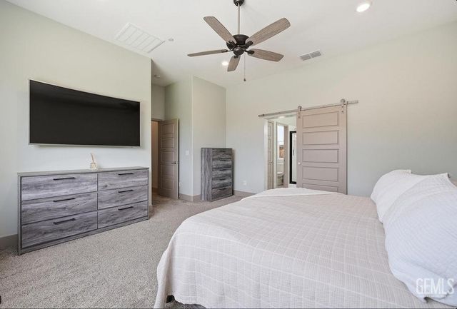 9406 Hill Springs Lane, Shafter, CA 93263