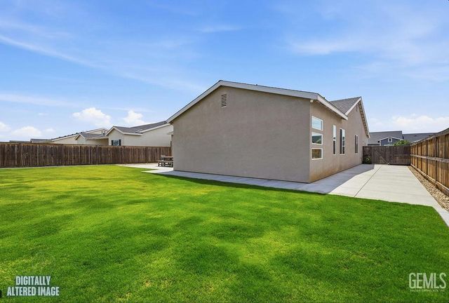 9406 Hill Springs Lane, Shafter, CA 93263
