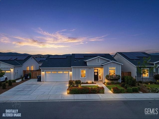 9406 Hill Springs Lane, Shafter, CA 93263