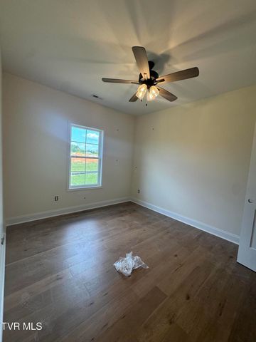 548 Larkins Farm Drive, Jonesborough, TN 37659