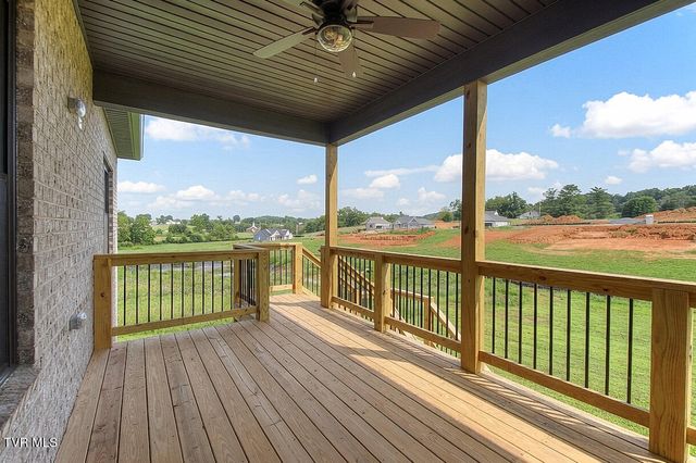 548 Larkins Farm Drive, Jonesborough, TN 37659