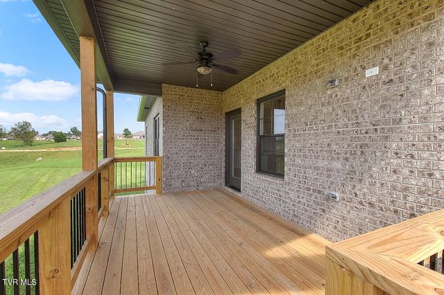 548 Larkins Farm Drive, Jonesborough, TN 37659