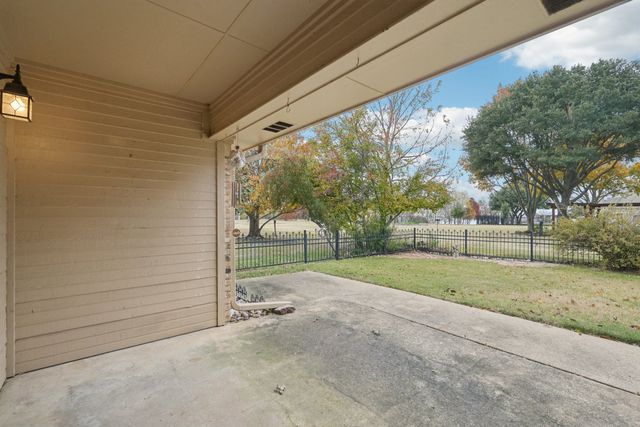 103 Luther Lane, Heath, TX 75032