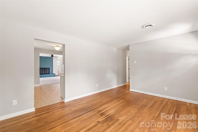 5054 Curtiswood Drive, Charlotte, NC 28213